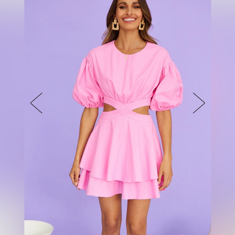 Hello molly lovely limelight pink dress. Never worn size 2